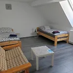 Апартаменты S-21-appartements A8 Stuttgart A8 Ulm Muenchen Mit 3 Bis 4 Einzelzimmer Мерклинген