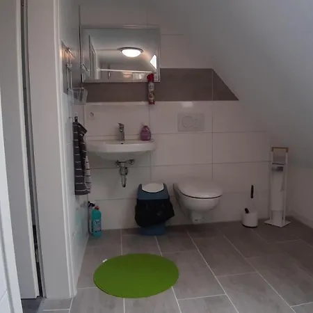 아파트 S-21-appartements A8 Stuttgart A8 Ulm Muenchen Mit 3 Bis 4 Einzelzimmer
