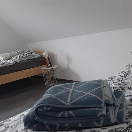 S-21-appartements A8 Stuttgart A8 Ulm Muenchen Mit 3 Bis 4 Einzelzimmer *